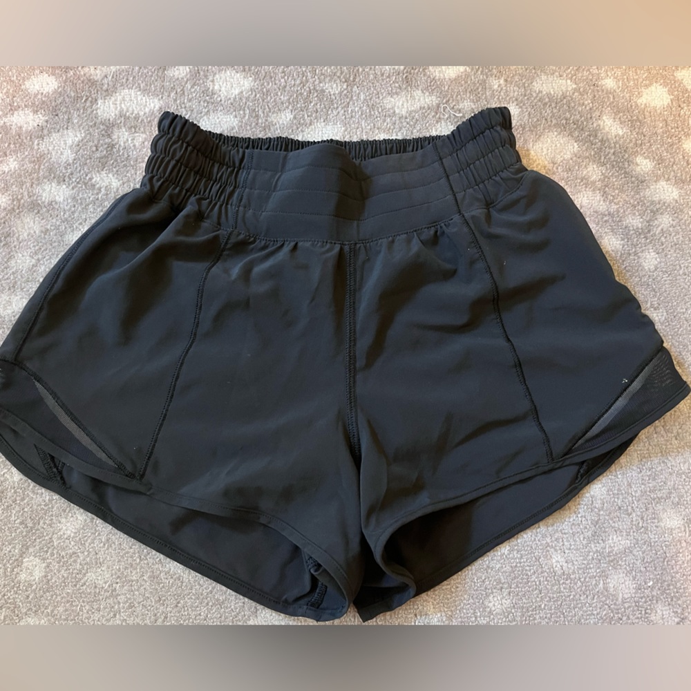 Lulu hottie hots, size 2, high rise